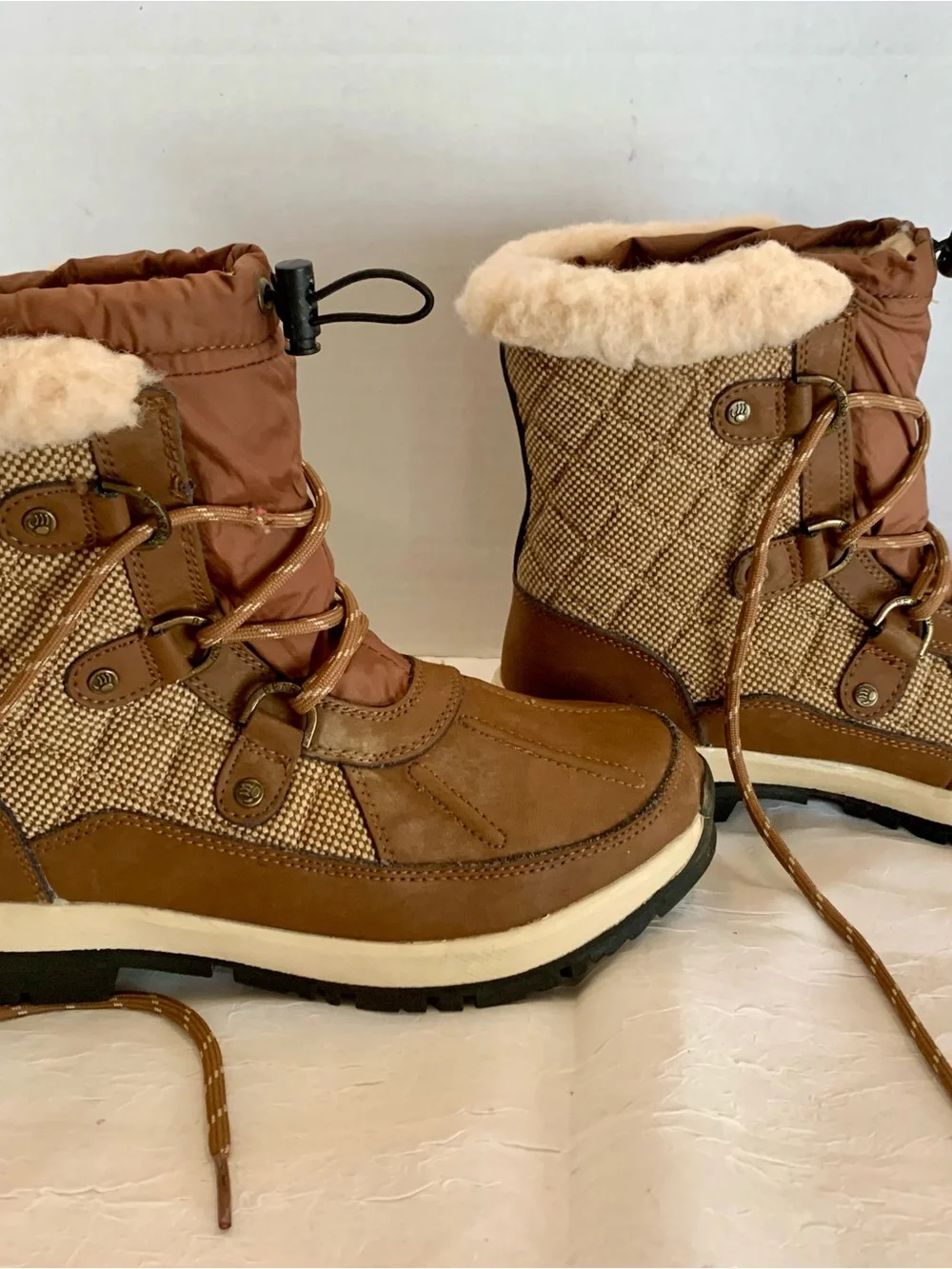 BEARPAW Womens Bethany Brown Outwear Faux Fur Winter Boots Size 7